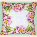 Набор для вышивания нитками подушка Чаривна Мить "Розовые цветочки"